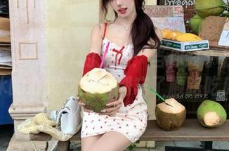 www.17的入口:当你终于找到芒果冰的心灵之道,别忘了顺路吃瓜!