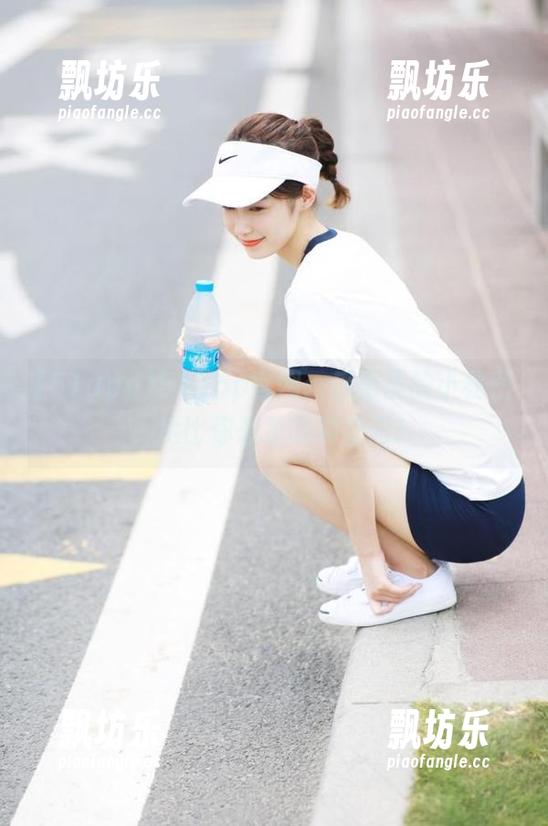 51app 51app官网:瓜田里的小秘密,远比你想象的要精彩!