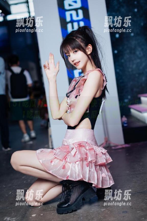51吃瓜 还在看热闹?赶快下载www.51吃瓜,谁还不是个吃瓜群众呢!