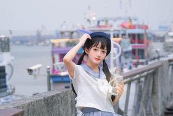 今天就上51吃瓜App,瓜马上就到嘴边,心跳加速中~