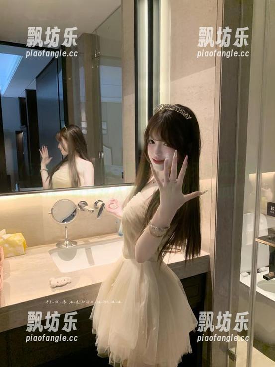 51热门 51热门苹果版:今天的瓜又甜又脆,敢信我从没吃过这么好的瓜!