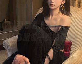 观看名人穿搭，58吃瓜网总有让你眼前一亮的偶遇。