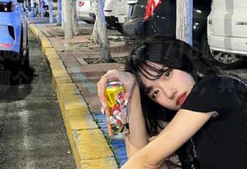 你见过观看718吃瓜网的人吗？那个入口似乎还有点混沌，真让人想窥探！