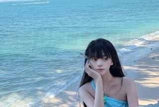 瓜田里看热闹,下载“718黑瓜吃料”app,你绝对不想错过!