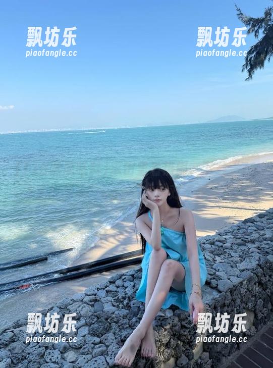 718黑瓜吃料 瓜田里看热闹,下载“718黑瓜吃料”app,你绝对不想错过!