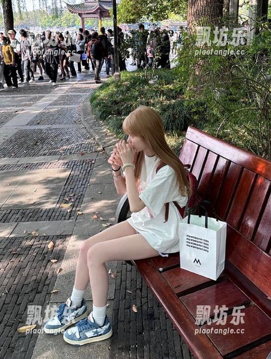 九一吃瓜 “九一吃瓜”:永不迷路的吃瓜小能手,瓜味满满等你来!