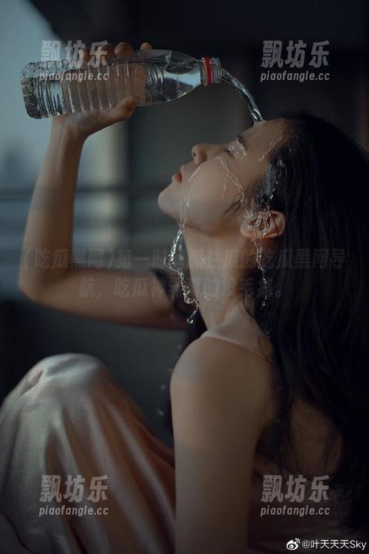 吃瓜黑网 第一时间抓住瓜的吃瓜黑网导航,吃瓜神器真的没毛病。