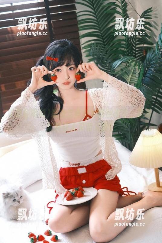扒哥黑料 观看这些瓜如同剥橙子,扒哥黑料让人又爱又恨!