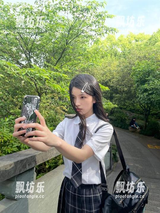 网爆黑料 看!首页的网爆黑料简直比黄晓明代言的面膜还让人心慌!