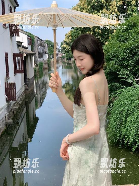 黑料不打烊 黑料不打烊发布新入口,真想一头扎进去,看看神奇的瓜!