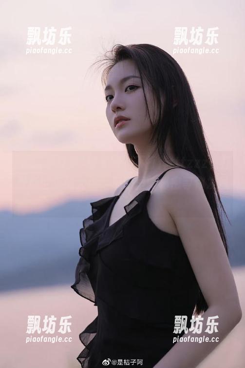 登录黑料不打烊tttzzz，打开新世界的大门，瓜田里的秘密等你发现！