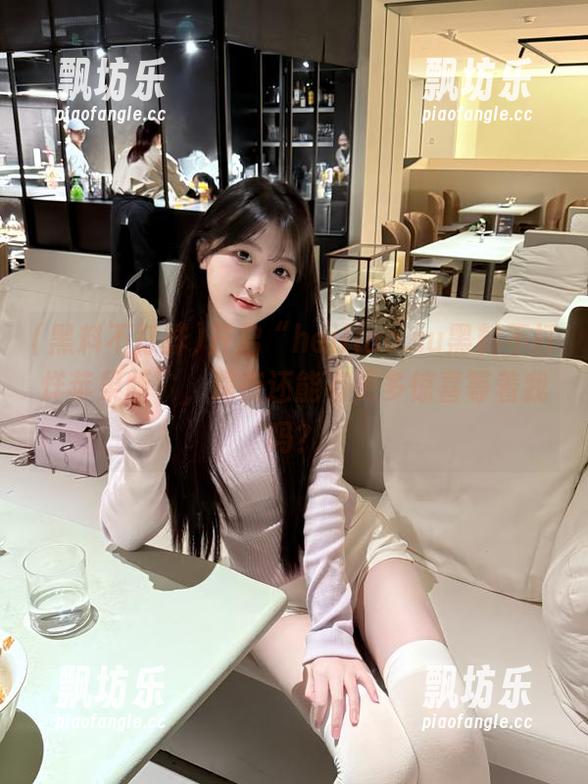 黑料不打烊 开启“heiliao.su黑料不打烊苹果版”,深夜还能有更多惊喜等着我吗?